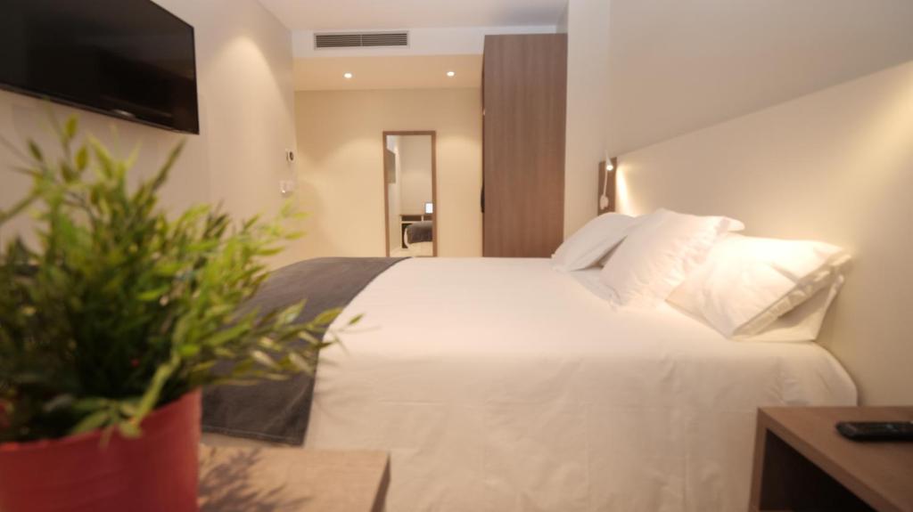 Hotel Ciudadela Pamplona photo