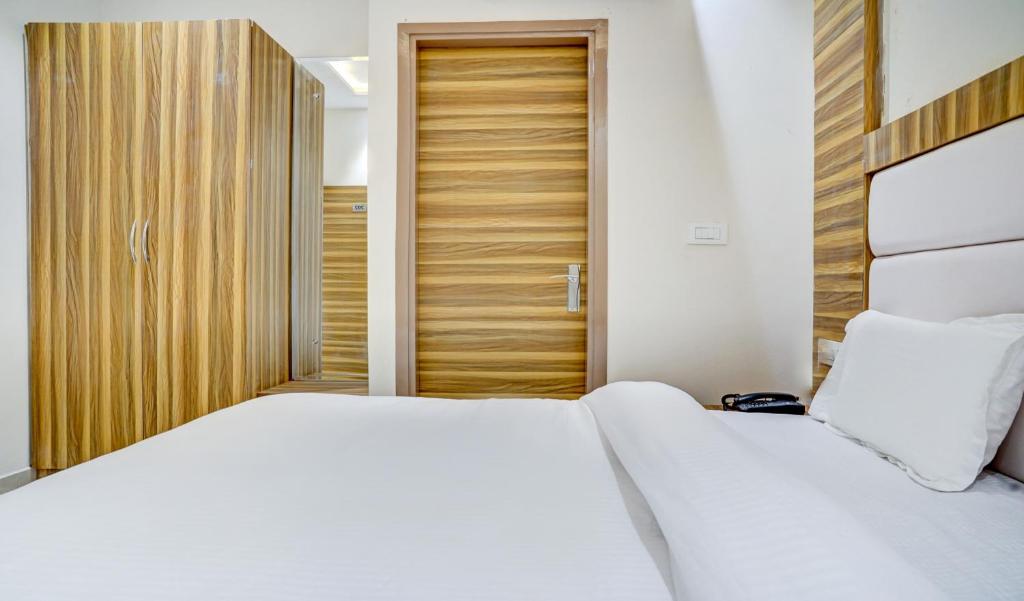 hotel maahi photo