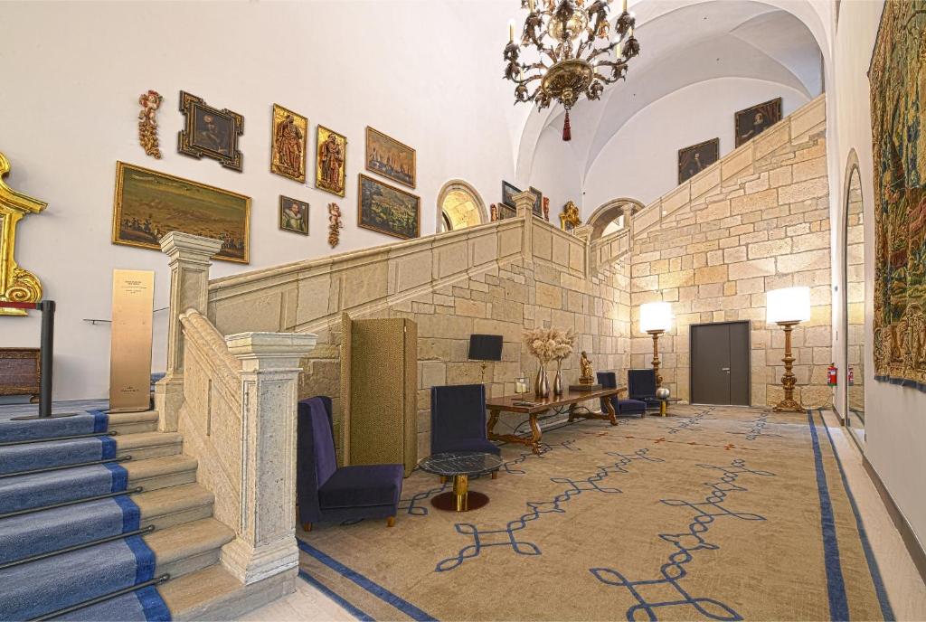 Parador de Leon photo