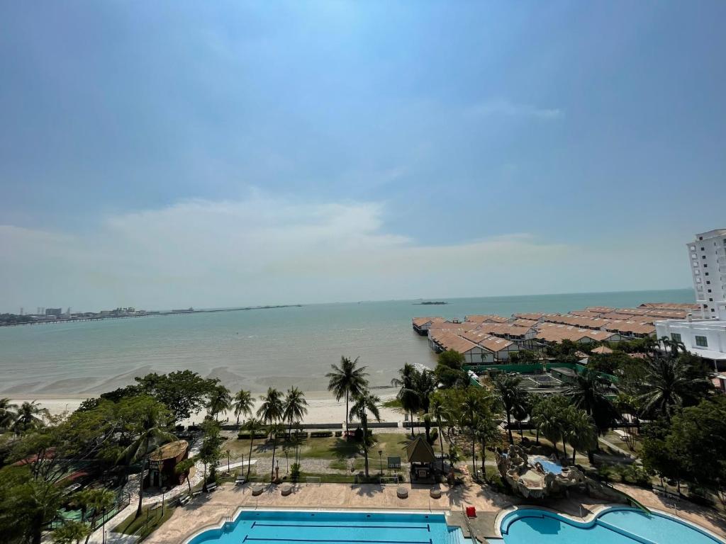 GLORY BEACH 3 bedroom Seaview Resort-PRIVATE photo