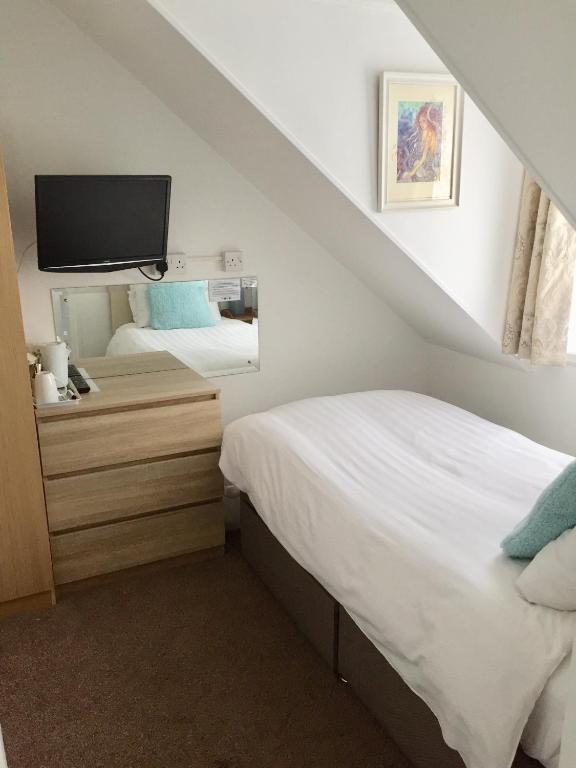 Single Room with Shower