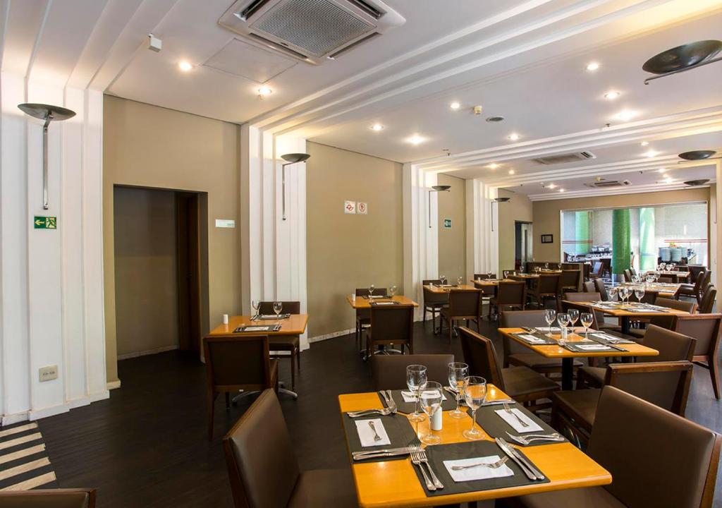 Estanplaza International Photo 4