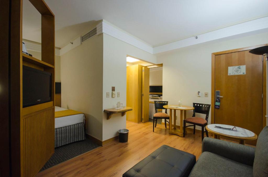 Estanplaza International Photo 37