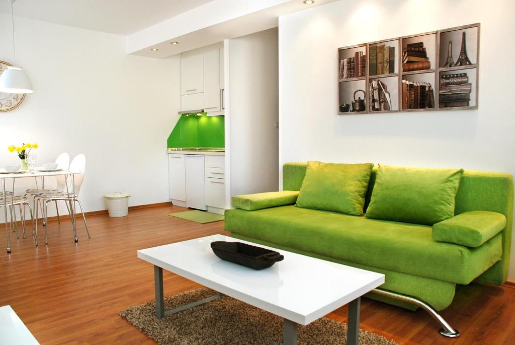 Modern City Apartments - 4