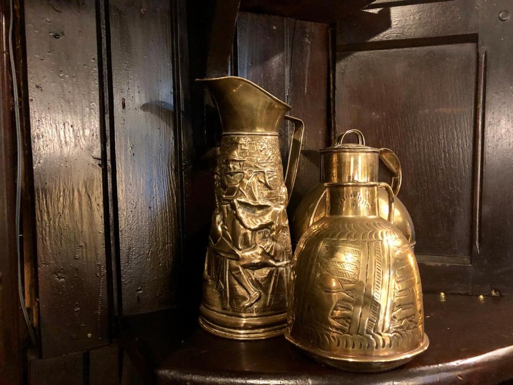 フロント・ロビー