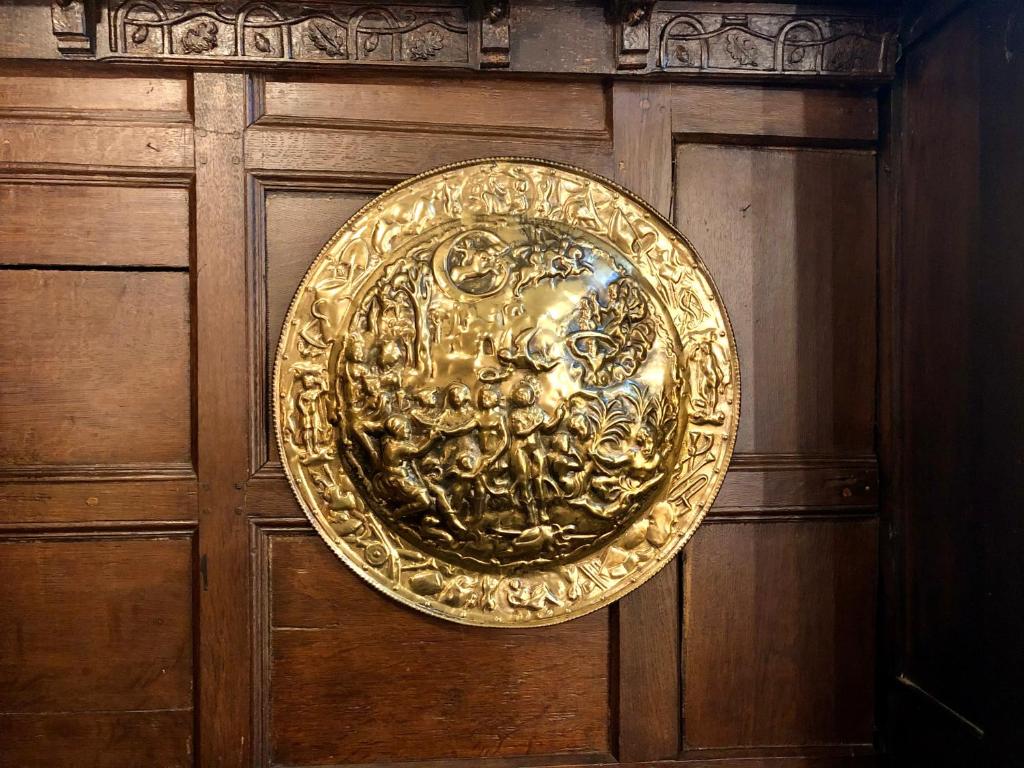 フロント・ロビー