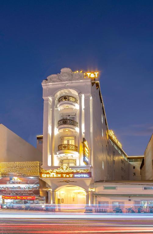 Queen T&T Hotel