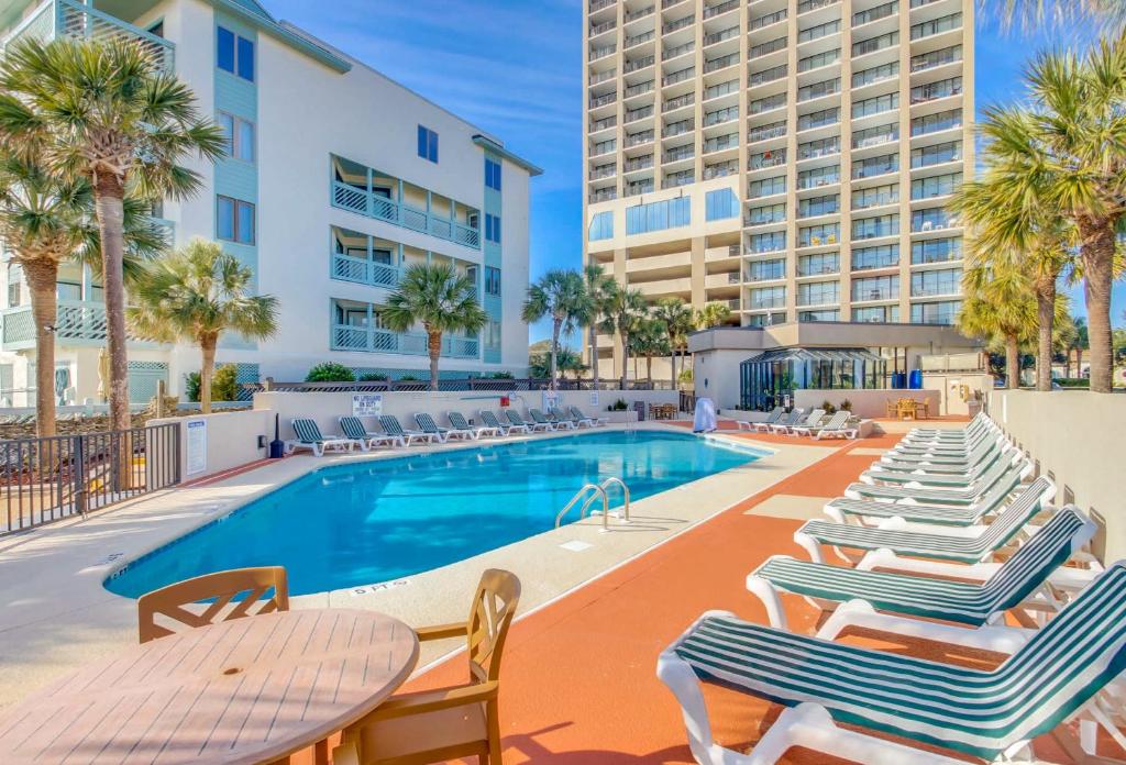 Hosteeva Oceanview Amazing Condo with Private Balcony photo