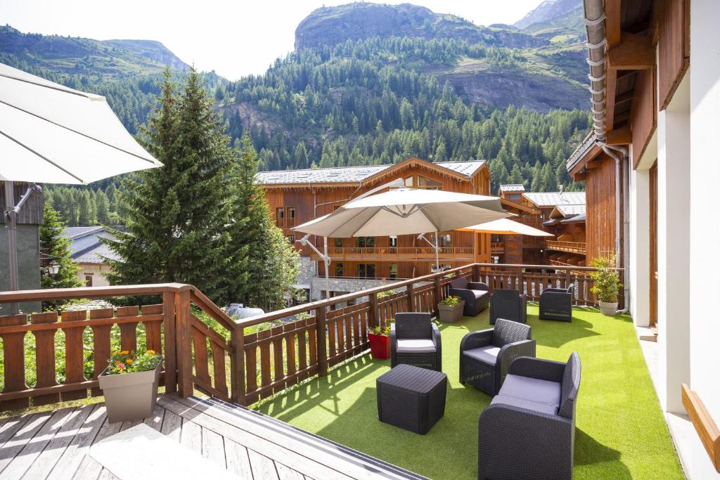Exterior view, Hotel Club mmv Les Brevieres **** in Tignes