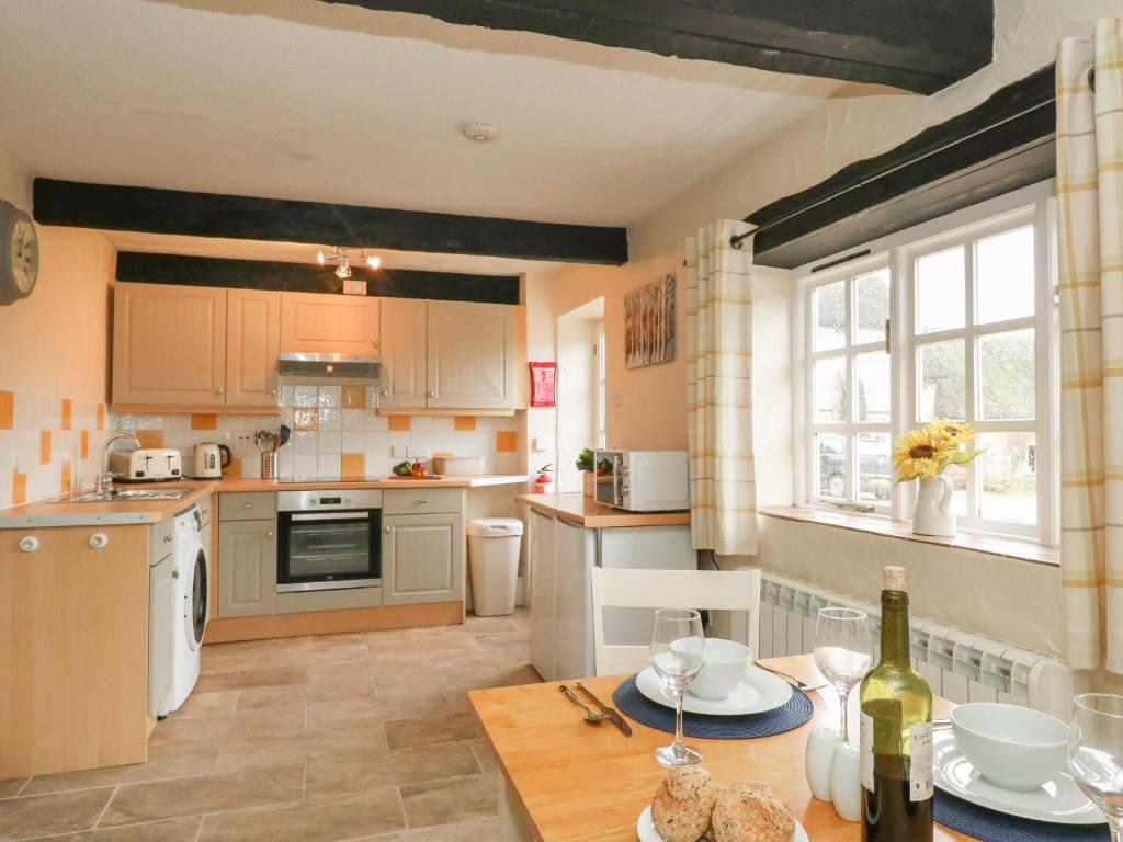 Laurel Cottage, Weymouth photo 3