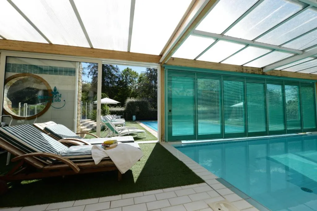 Le Manoir du Lys, The Originals Relais，位于巴尼奥勒德日洛恩的酒店