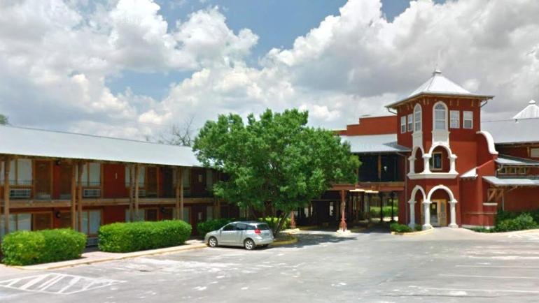 Canadian Courts Motel — Hotel in Canadian (TX)