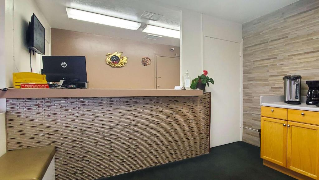 Lobby, Magnuson Hotel Sierra Vista in Sierra Vista (AZ)