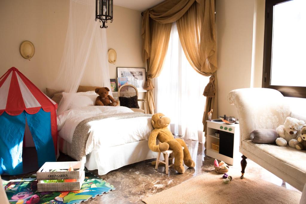 Bright apartment in the city center - 4