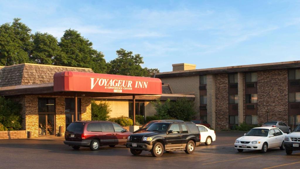 Voyageur Inn and Conference Center — Hotel in Reedsburg (WI)