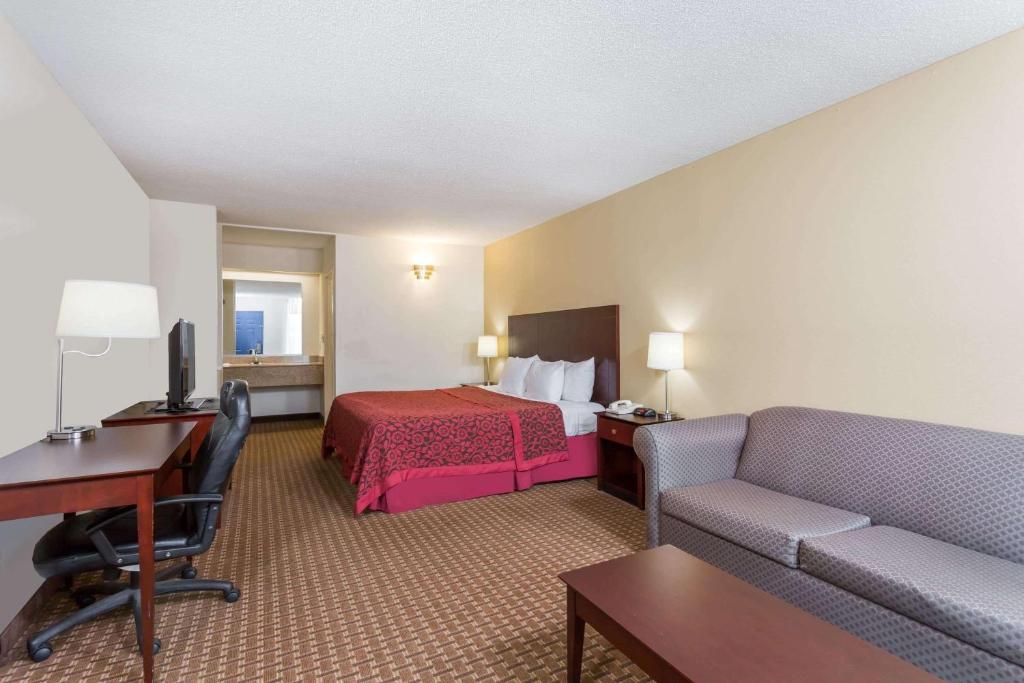 Days Inn By Wyndham Reidsville Photo 15