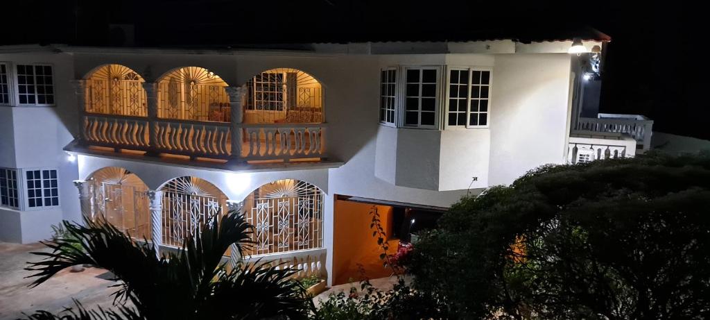 Eve's Rockaway Villa — Hotel in Darliston