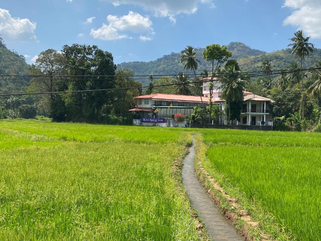 Hotel Spring View, Matale