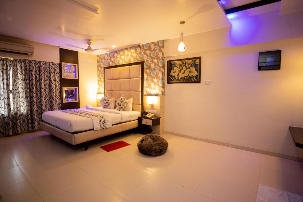 Hotel Redwings Castle — Hotel in Mumbai