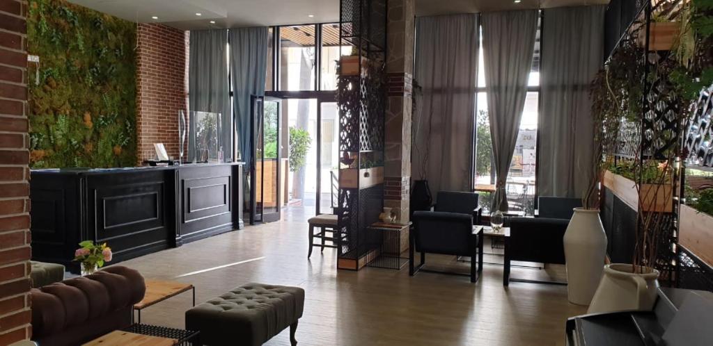 Eval Hotel photo