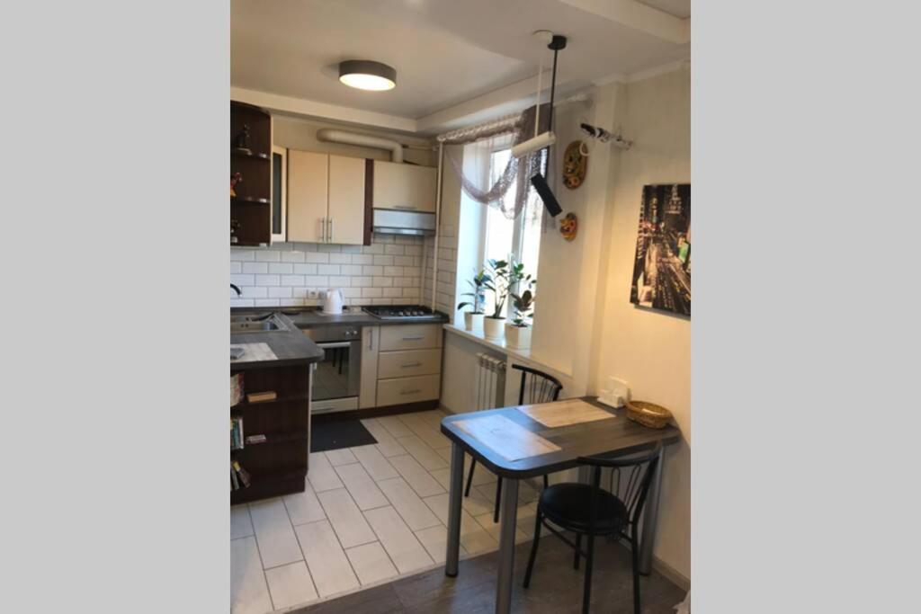 2 к. квартира, Kyjev