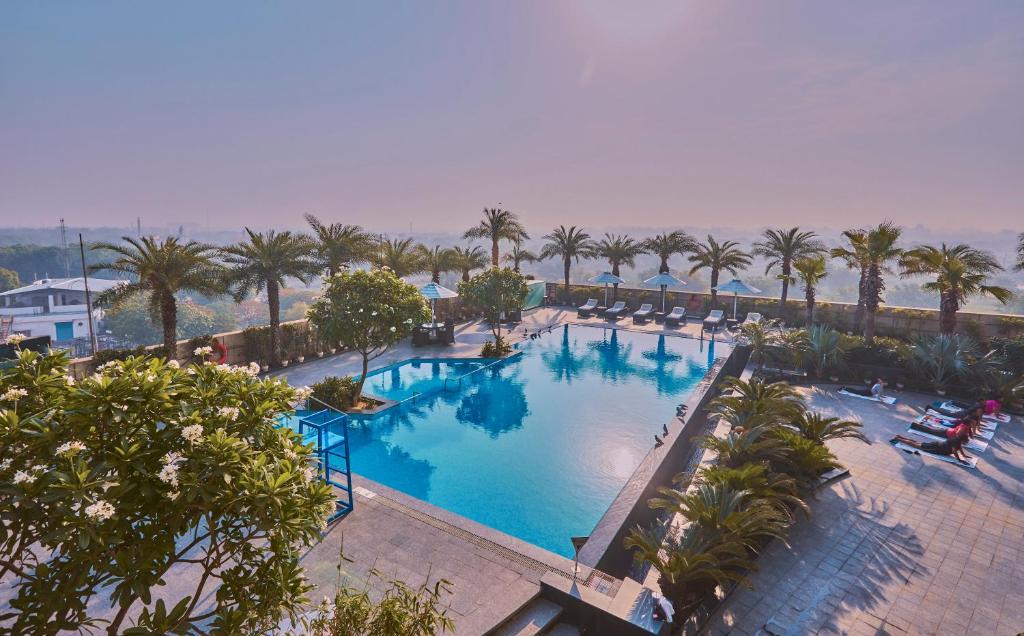 Swimming pool, Crowne Plaza New Delhi Rohini By IHG in New Delhi