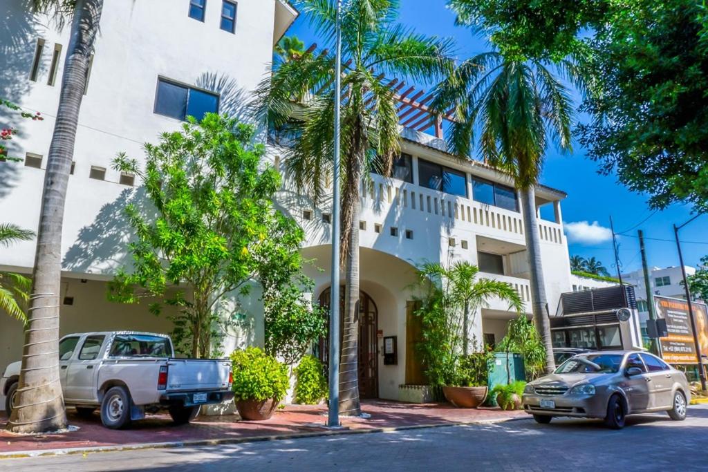 Royal Palms 3 condo - 4