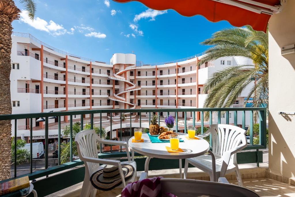 211 Los Cristianos First Sea Line, swimming pool - 3