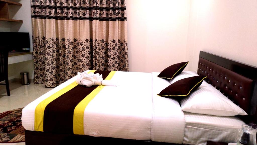 A Superior King Room Manyata Tech Park IT Corporate Service Apartment photo