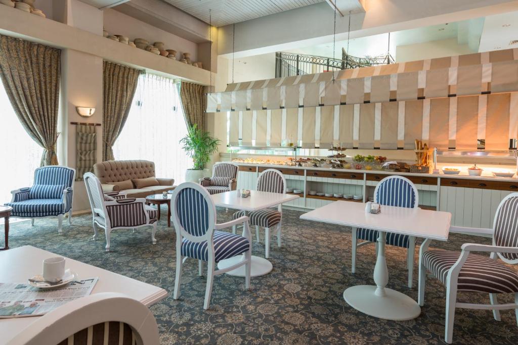 Restaurant, Herods Vitalis Hotel in Eilat