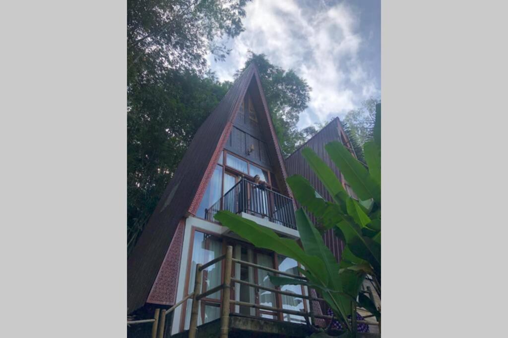 LANDE Tiny, Rantepao