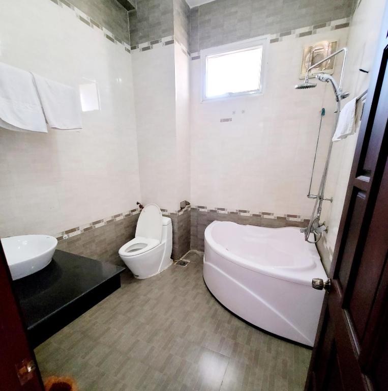 Ho Tay Hotel photo