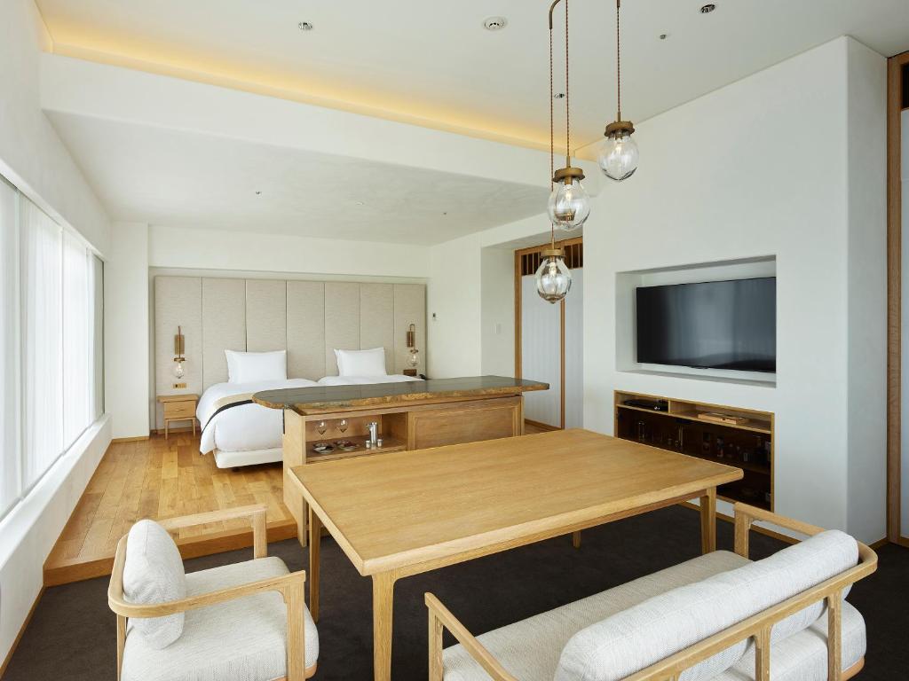 Hotel Room 2