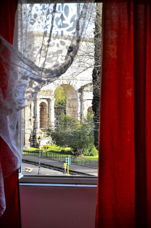 View, Hostel Castello Maggiore in Rome