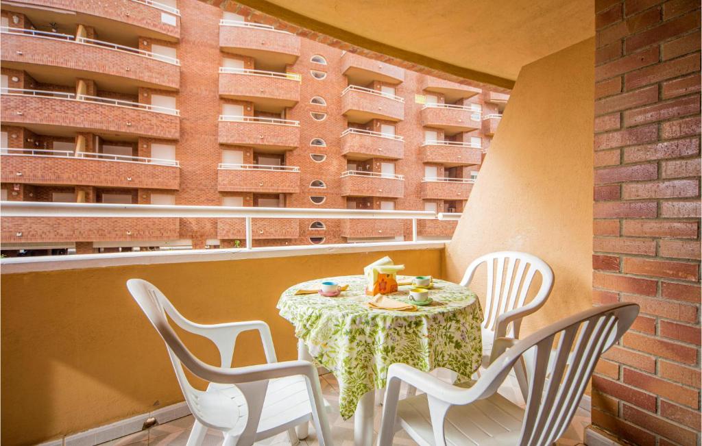 2 Bedroom Nice Apartment In Oropesa - 3