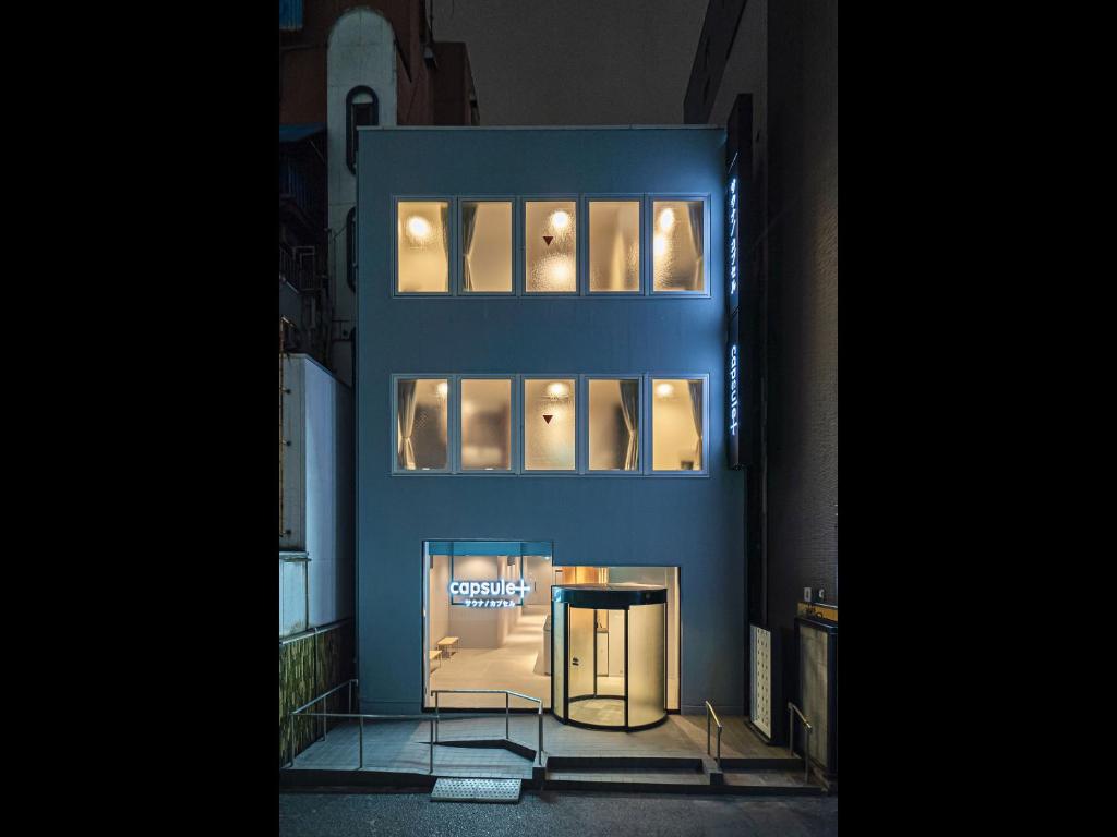 캡슐 플러스 요코하마 사우나 앤 캡슐