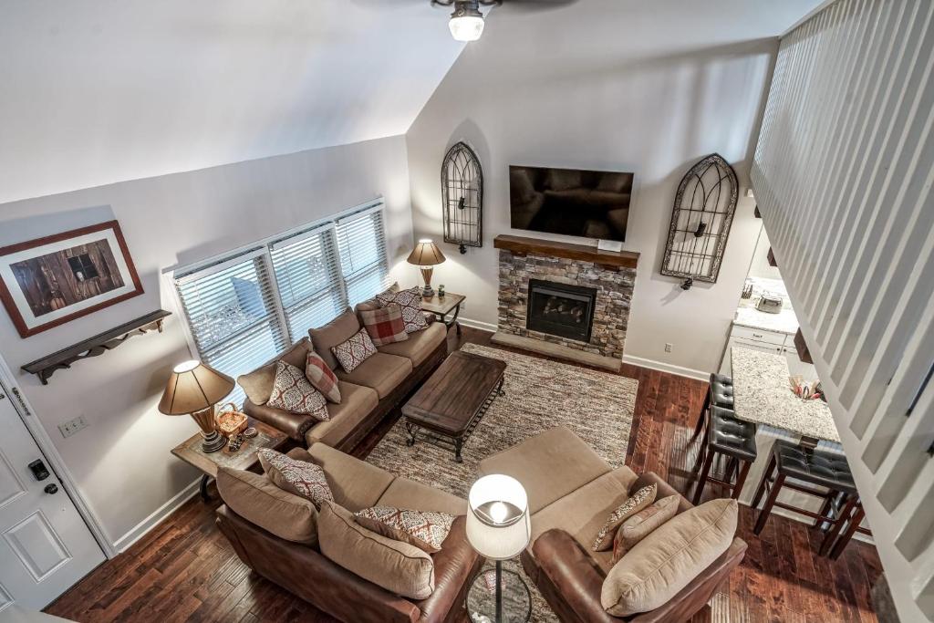 Sunset Beach House in Pittman Center (TN) reviews, prices of Hotels