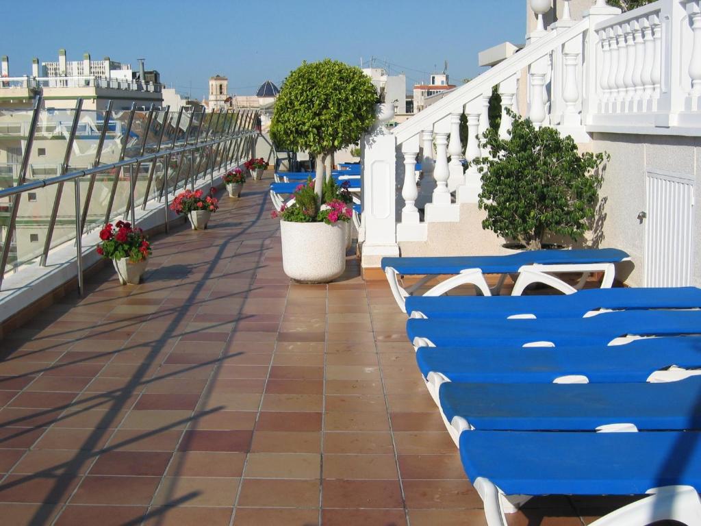 Hotel Avenida — Hotel building in Benidorm, Valencian Community