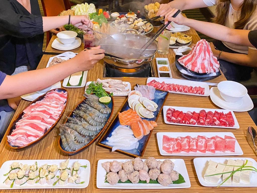 อาหารและเครื่องดื่ม