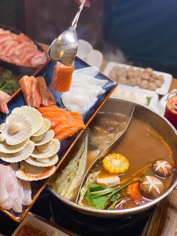 อาหารและเครื่องดื่ม