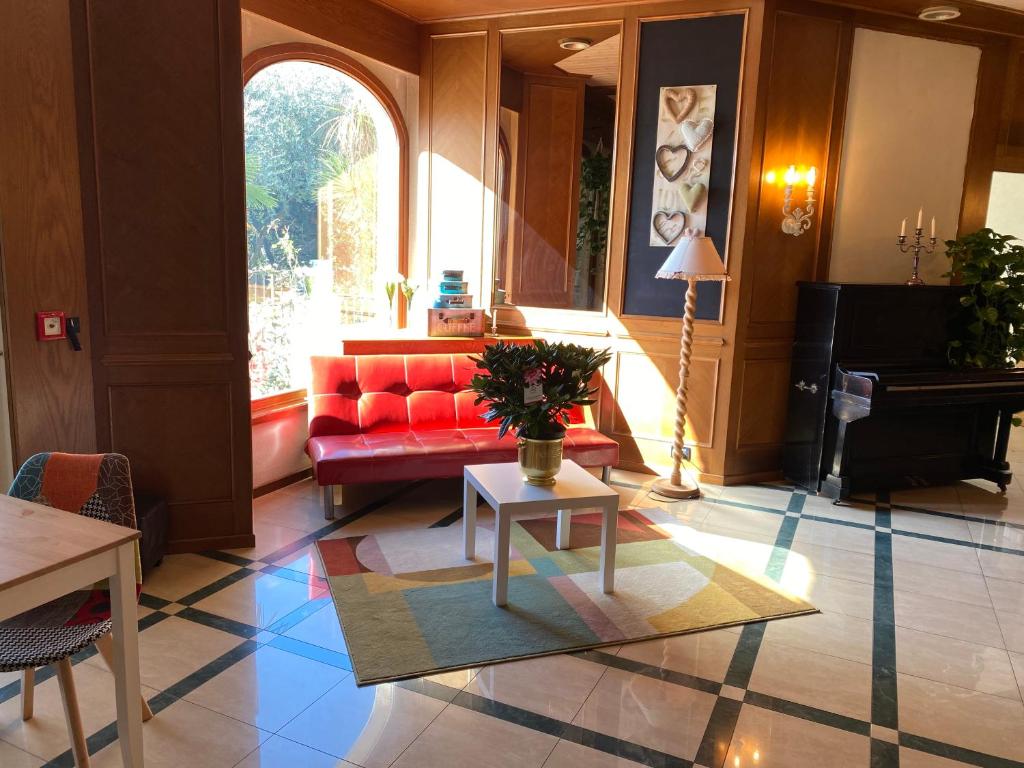 4. 파크 호텔 임페..