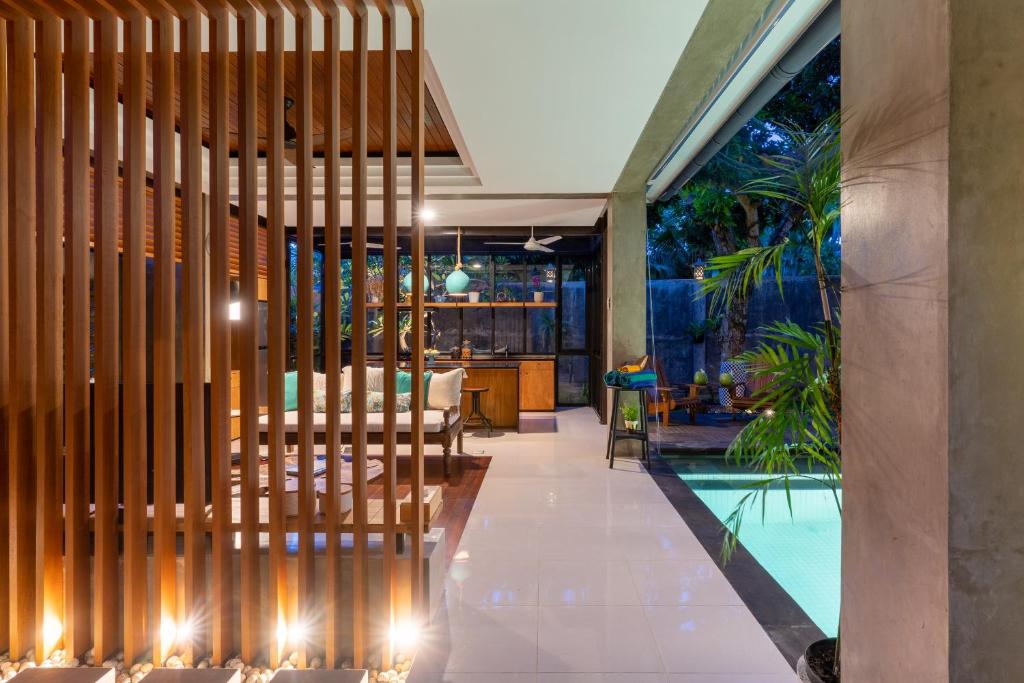 Omah Sabin Villa East photo