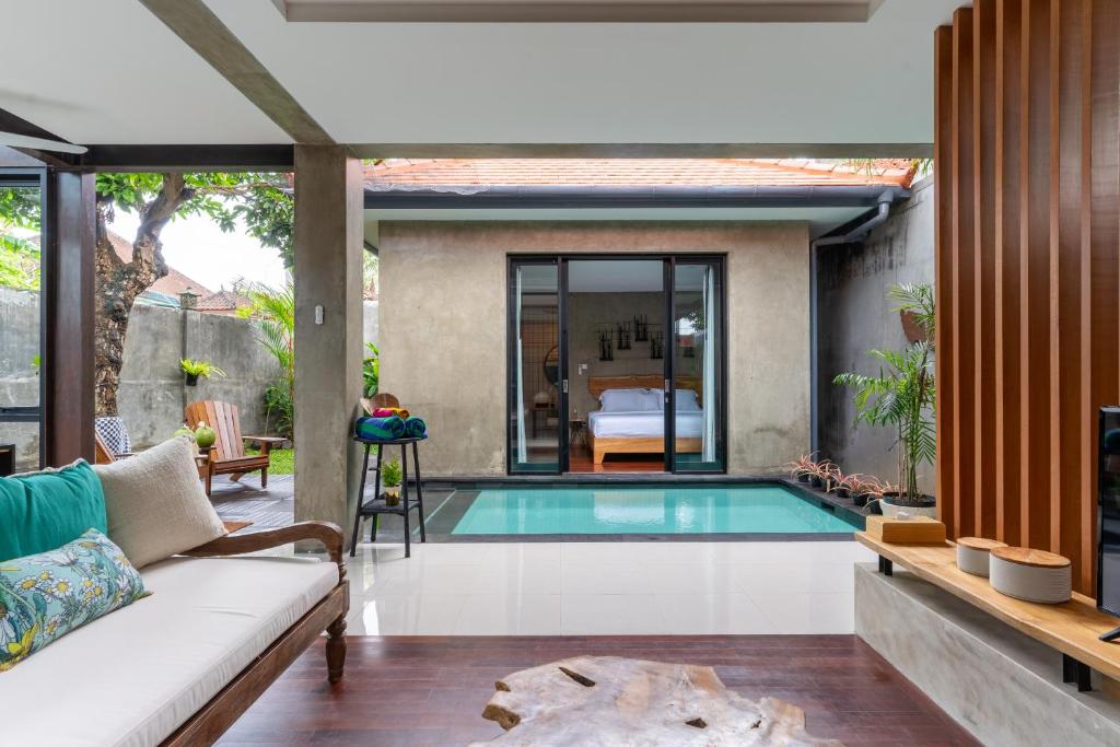 Omah Sabin Villa East photo