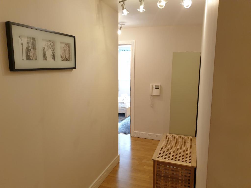 Birmingham Emerald, 2 bedroom Apartment photo
