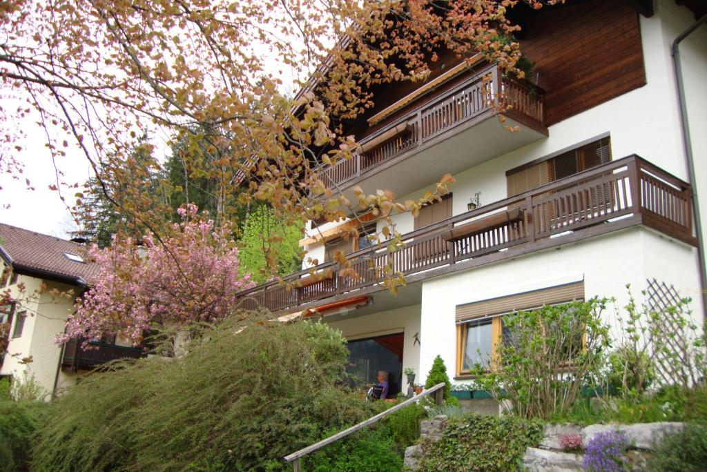 Haus Margrit Ferienwohnung in Sonnenlage - 2