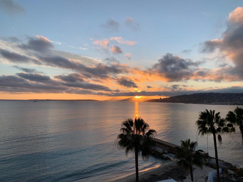 Vue Mer Panoramique, Clim, Balcon et Plages - 4