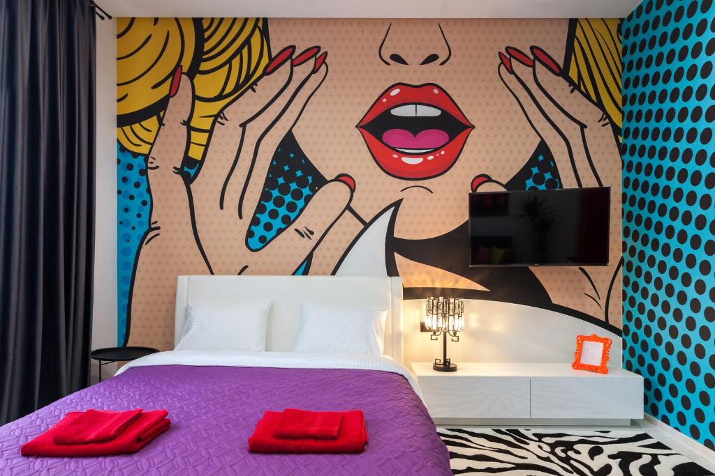 POP ART flat near Opera-Self Check-in & NETFLIX, Lvov