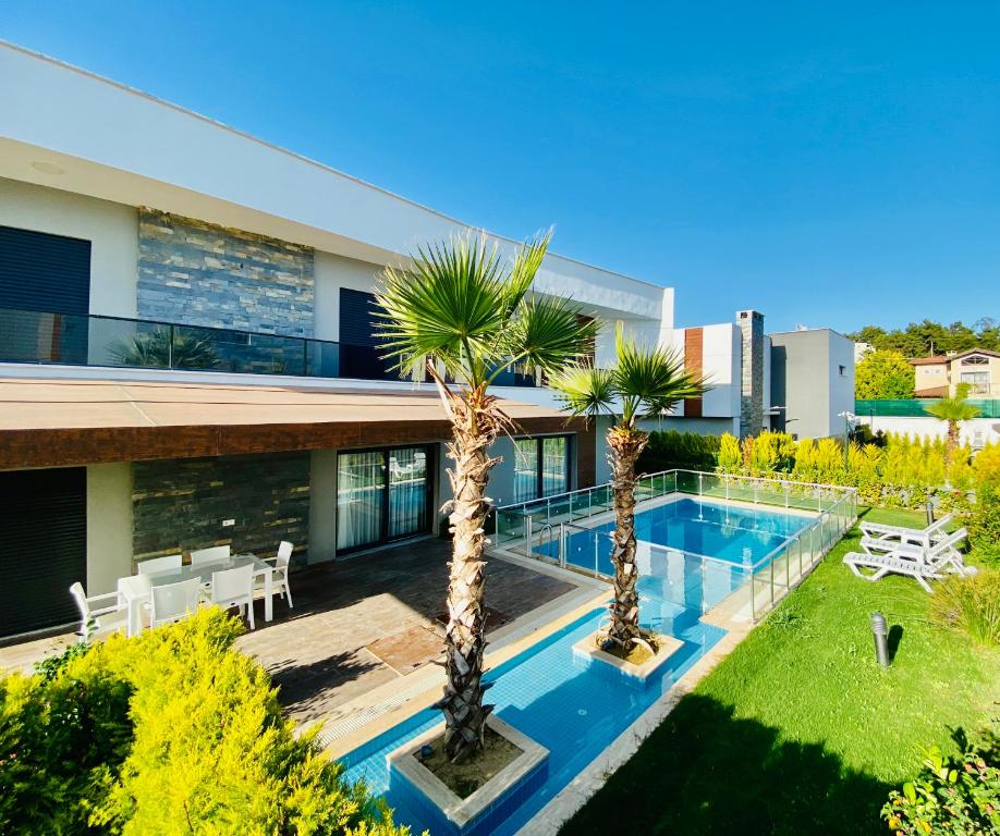 kusadasi nda havuzlu villa oasis evleri 4 8 15 16 turkey reviews prices planet of hotels