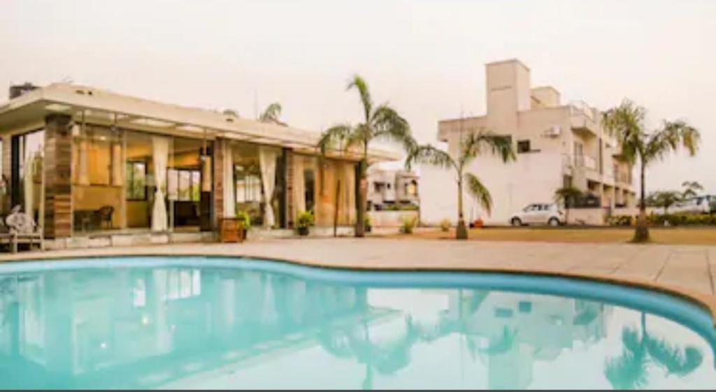Sweeny Villa Seven photo
