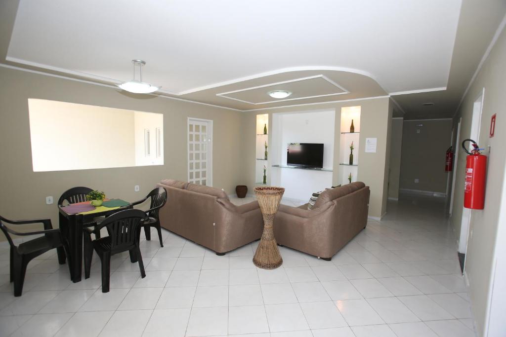 Shared lounge/TV area